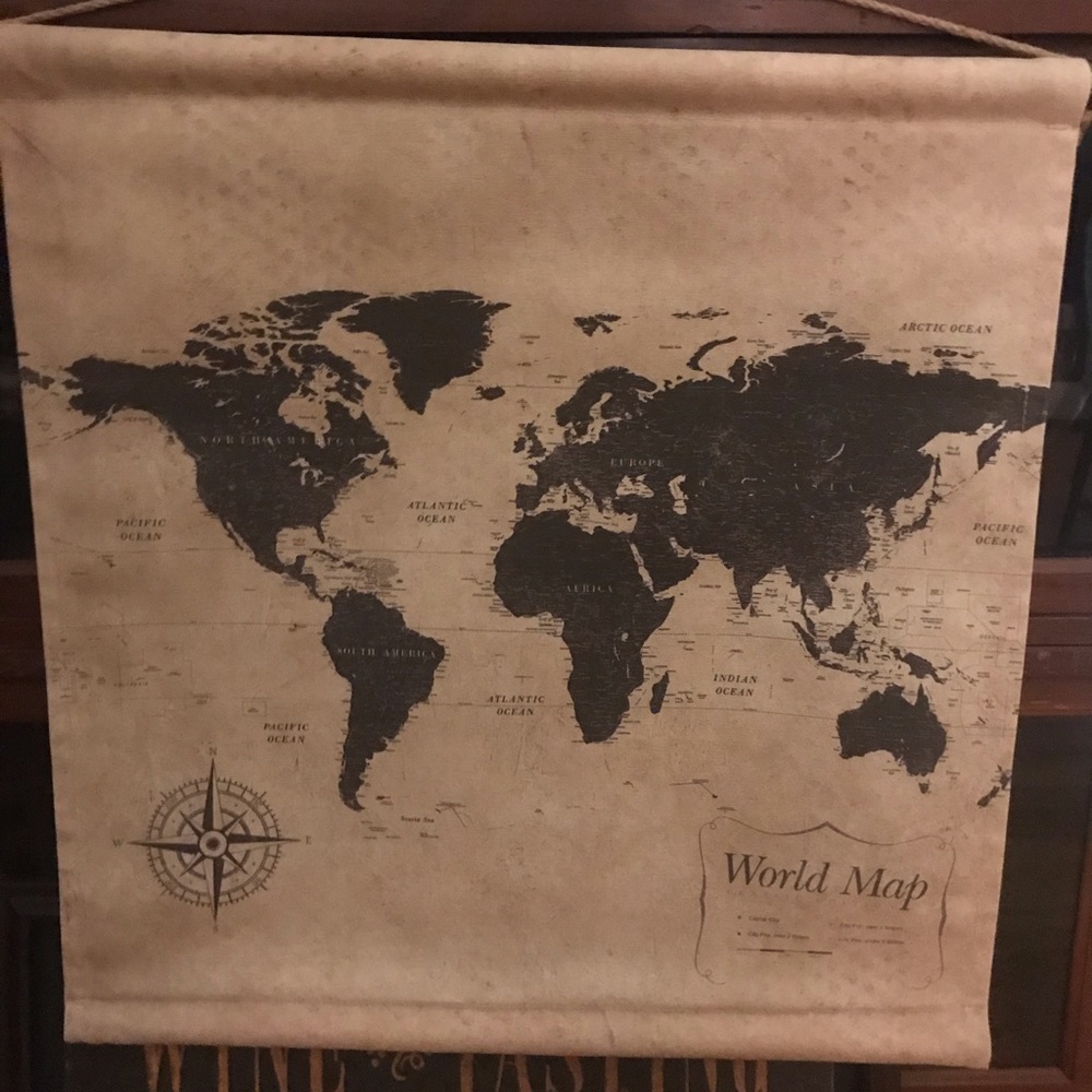 Hanging world map decor